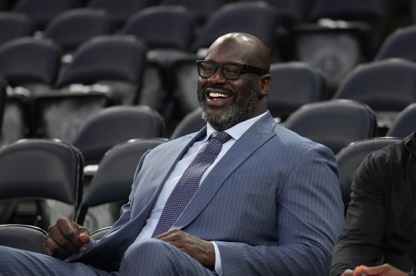 O Pang và Zoo Gorilla Eye-to-Eye? Đồng đội cũ: Anh ấy gần như sợ chết khi con đười ươi vội vã