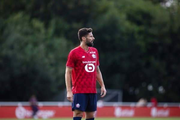 Giroud nói về việc từ chối Koscheerney: Bạn được thăng chức và bạn phải xuống hạng, Lille có trò chơ