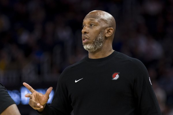 Phước lành chân thành! Chúc mừng sinh nhật lần thứ 49 đến Trail Blazers Huấn luyện viên Billups! 🎂