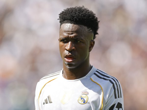 TA: Alonso coi Mbappe là kẻ tấn công số một của Real Madrid, Vinicius cần phải cạnh tranh cho công v