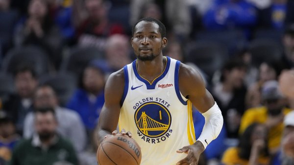 Thực sự phát triển? Kuminga đã ghi được 25 điểm và 10 rebound hôm nay, cả hai đều là thành tích cao 