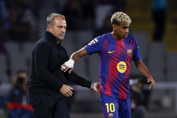 Bị vướng vào một cuộc tranh cãi lớn! Mọi bài viết: Barcelona bắt đầu kiểm soát các hoạt động công cộ