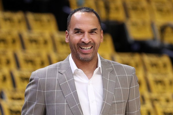 Bình luận: Mavericks sa thải Nico chỉ để chiều theo ý kiến ​​dư luận, đúng hơn là vì thị trường và d