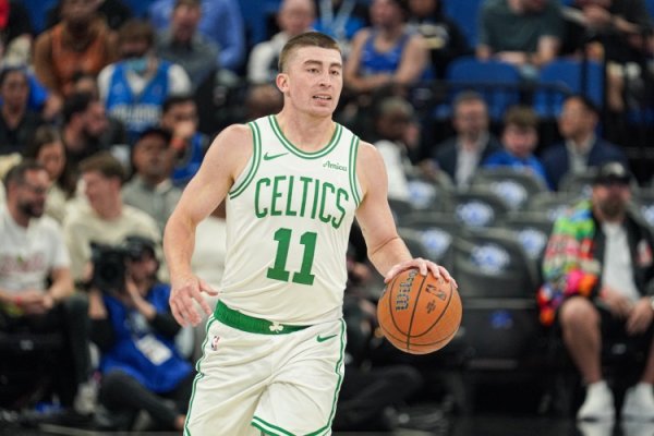 Không thể bắt đầu? Pritchard chơi 31 phút, sút 2% trên 9, 26 quả ba điểm, 1 trên 5, chỉ có 5 điểm, 3