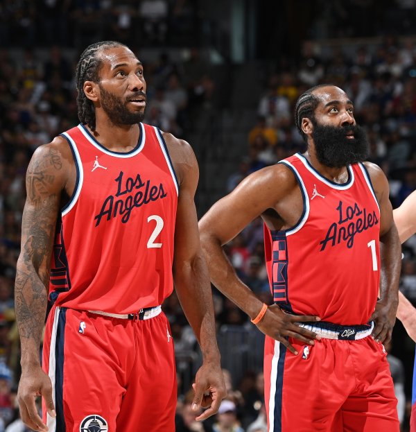 Sự bùng nổ về lương + sự sụp đổ kỷ lục + những lựa chọn dự thảo bị bỏ trống. Clippers hiện tại rất t